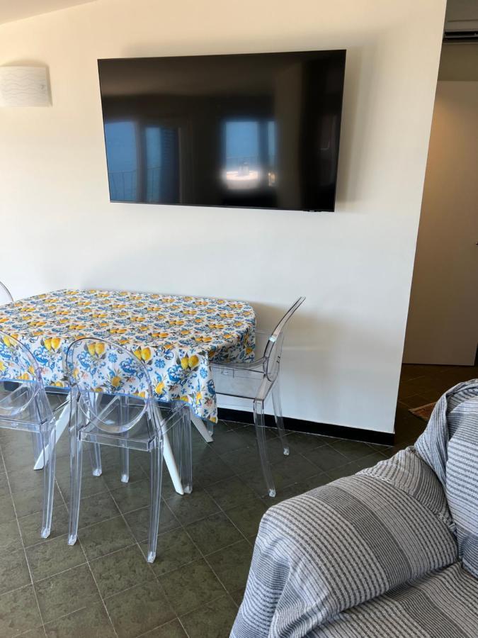 Nautilus Vista Mare Mozzafiato A 180 Gradi- Posto Auto Privato - 2 Camere Matrimoniali Piu 1 Divano Letto Singolo-Sky,Netflix-Wifi 200Mg Rapallo Dış mekan fotoğraf