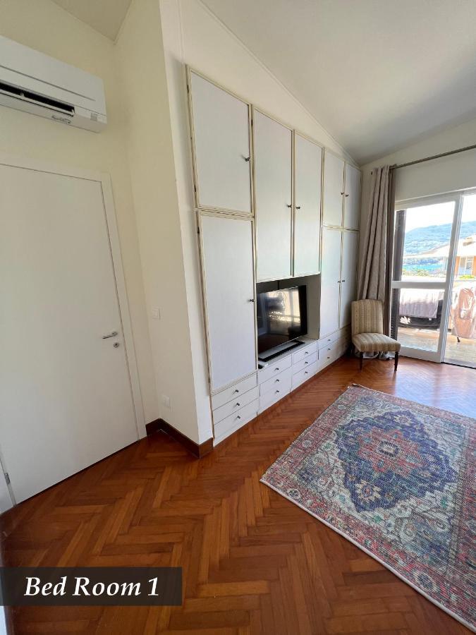Nautilus Vista Mare Mozzafiato A 180 Gradi- Posto Auto Privato - 2 Camere Matrimoniali Piu 1 Divano Letto Singolo-Sky,Netflix-Wifi 200Mg Rapallo Dış mekan fotoğraf